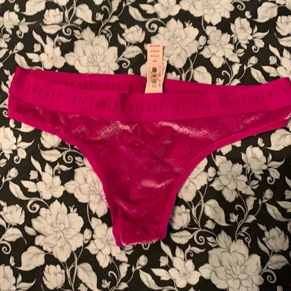 Brand new Victoria’s Secret size small thong with tags - Picture 1 of 10